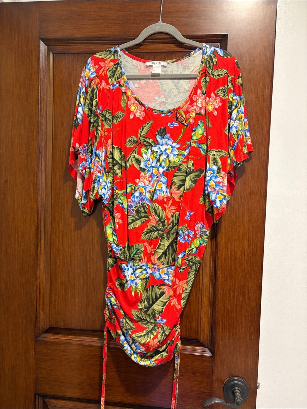 VENUS Red Tropical Floral Scoop Neck Swim Coverup